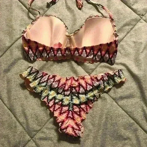 Victorias Secret Ikat Foil Aztec Tribal Print‎ Bikini Getaway Halter/Itsy Ruffle - Picture 7 of 9